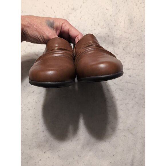 Baretraps Greta Women's Size 7 Wide Shoes Brown Vegan Comfort Casual Loafers - Picture 3 of 10